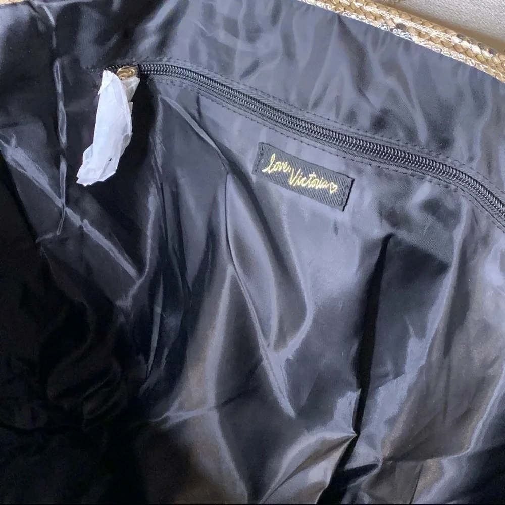 Victoria Secrets Tote Weekender Bag - Picture 6 of 9